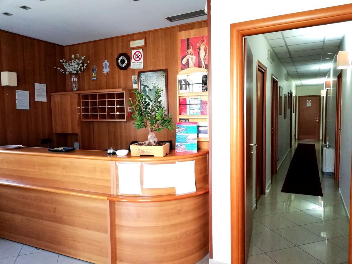 Central Room Fortuna Πομπηία Εξωτερικό φωτογραφία